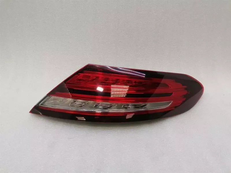 Mercedes C Class W205 Right Rear Light A2059063205 Rear Tail Light Re Coupe