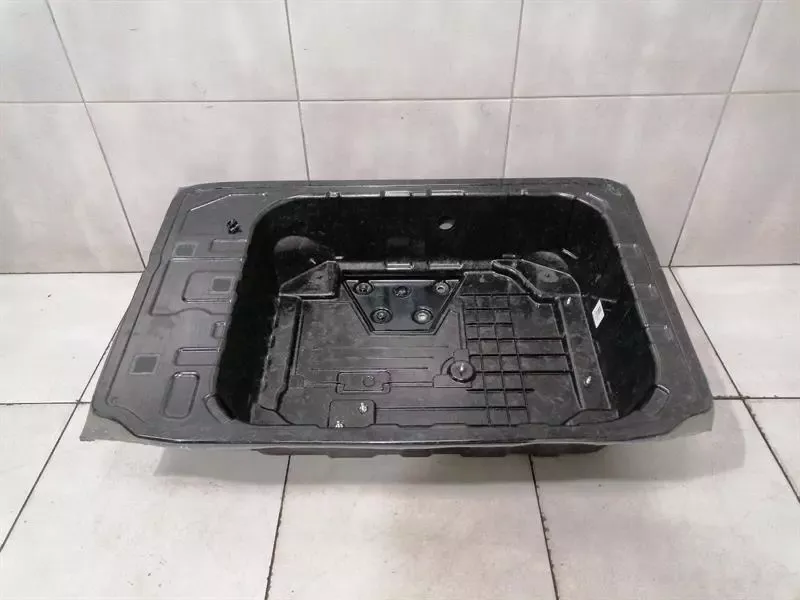 Mercedes GT 4-DOOR X290 Load Compartment Well A2906100800 Tailgate Trim