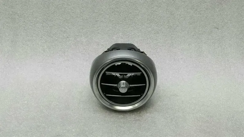 Mercedes C63 AMG Class W205 RHD Right Air Vent A2058304400 Right Handlebar