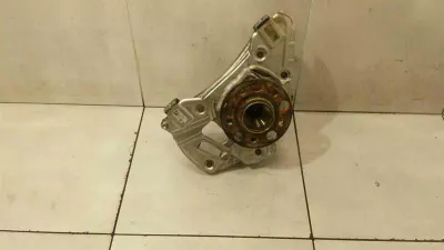Mercedes GT C190 GTR Right Front Hub A1903309001 Wheel Bearing Housing Front Right