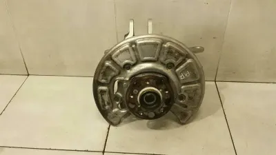 Mercedes GT C190 GTR Right Rear Hub A1903505201 Wheel Hub Axle Rear Right AMG