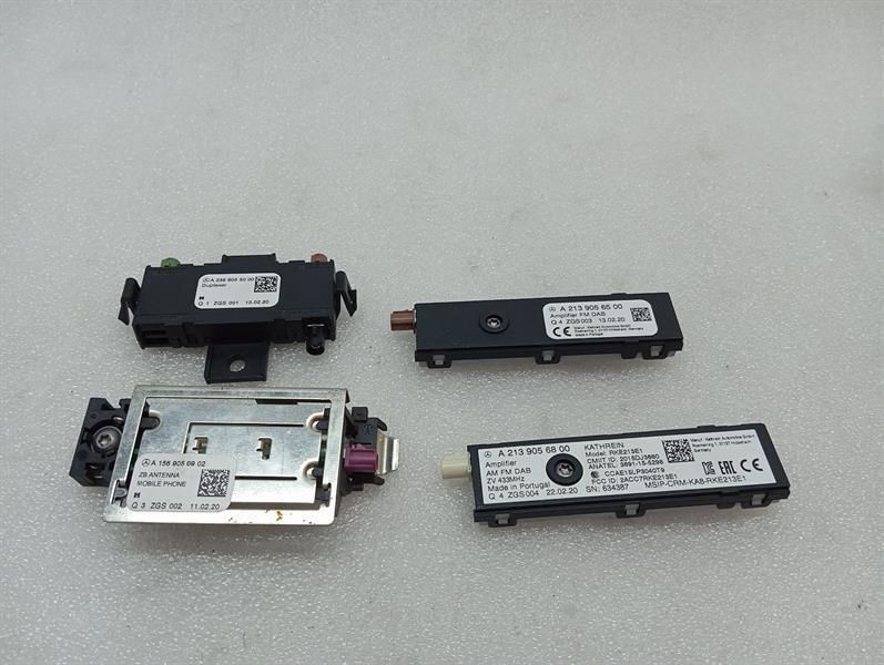 Mercedes C Class W205 Aerial / Antenna A1569050902 Antenna