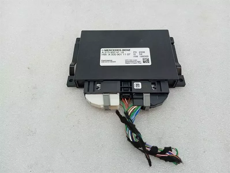 Mercedes C Class W205 Electronic Module A2139004119 Control Unit GEARBOX