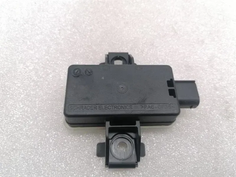 Mercedes E Class W213 Tyre pressure module A0009002013 control unit tire pressure