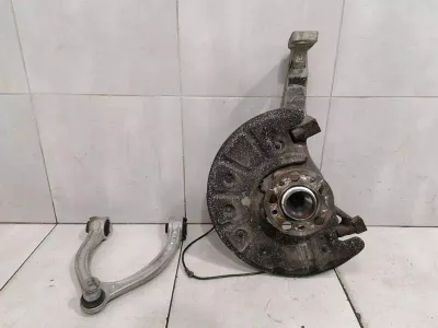 Mercedes C63 AMG W205 Left Front Hub A2053325300 Wheel Bearing Housing Front Left