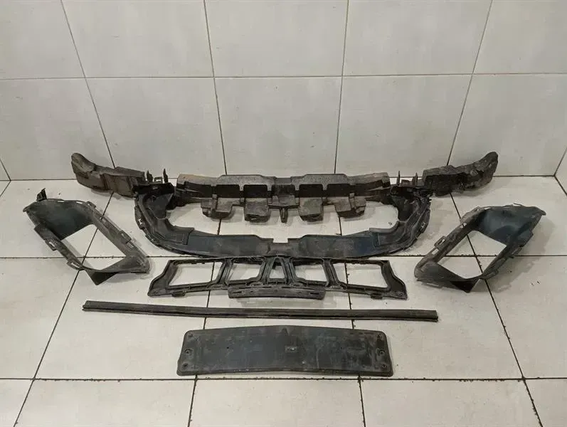 Mercedes W205 Front Bumper PARTS A2058856401 Bumper C63 AMG MOP FACELIFT