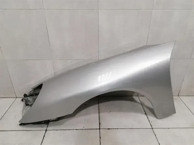 Porsche 911 996 Left Wing 99650303101 Front Left Fender 02-05 MK2