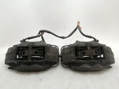 Tesla Model S 100D Front Brake Caliper Set 1007794-00-C Front Brake Caliper Set