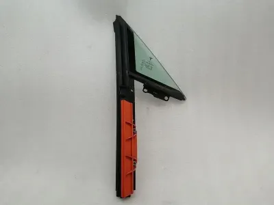 Tesla Model S 100D Right Front 1/4 Glass 1821301-00-A Door Panel 1/4 Front Right