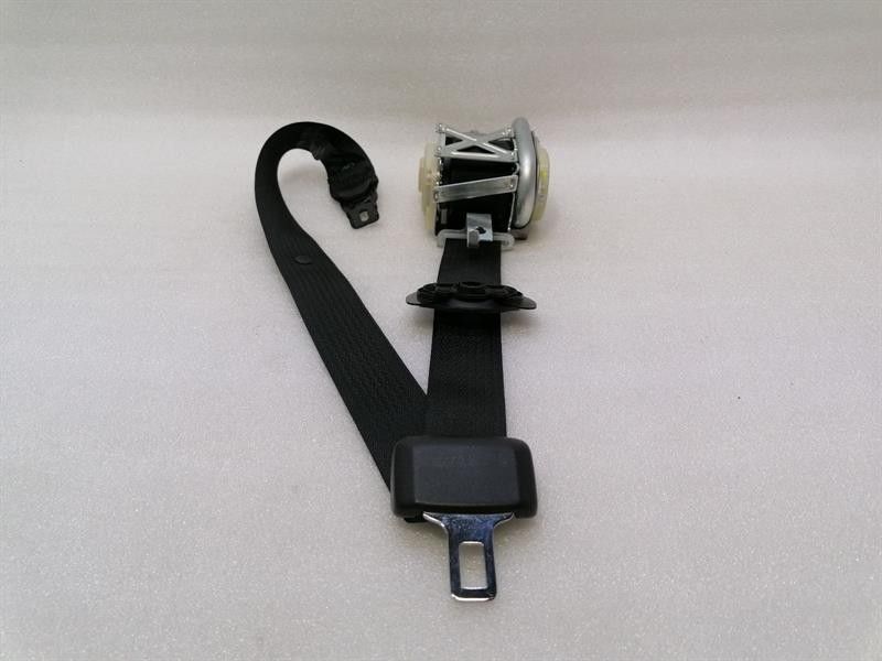 Tesla Model S 100D Front Seatbelt 1079289-03-B Seat Belt Strap Front RIGHT