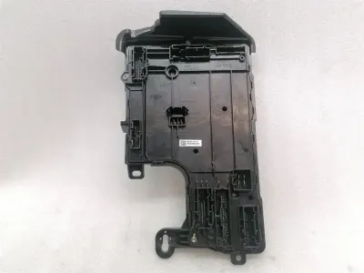 Tesla Model 3 Electronic Module 1567455-00-B Comfort/Convenience Controller