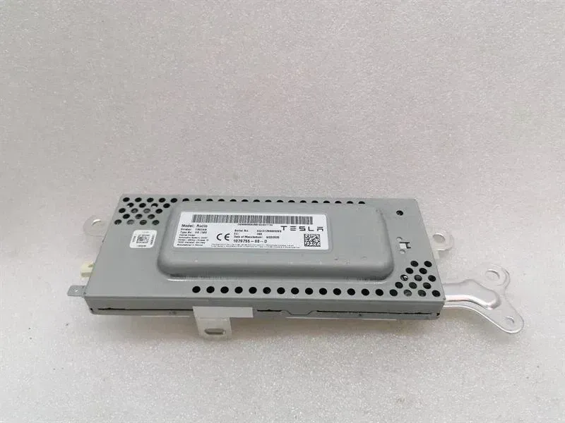 TESLA MODEL 3 LONG RANGE Electronic module 1079755-00-D ECU TUNER FM