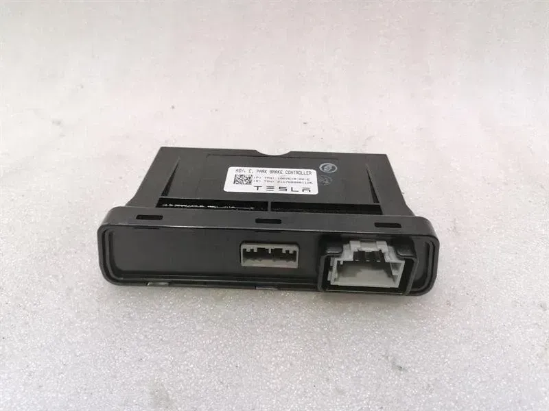 Tesla Model X 75D Park Brake Module 1007618-00-E Park Brake Control Unit