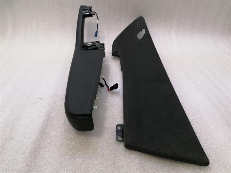 TESLA MODEL X 75D 1089998-00-D RHD ARMREST SWITCH WINDOW 1081037-01-F