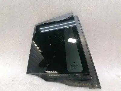 Tesla Model X Right Rear Quarter Glass 1055274-00-G Door Panel 1/4 Rear Right