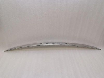 Tesla Model X 75D Boat Moulding 1035369-00-D Trunk Lid Chrome Moulding Trim