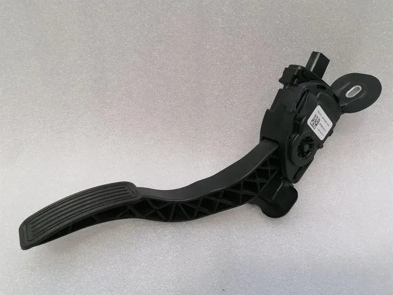 Tesla Model X 75D Throttle Pedal (Electrical) 6PV933370 Throttle BE5C9F836-AA