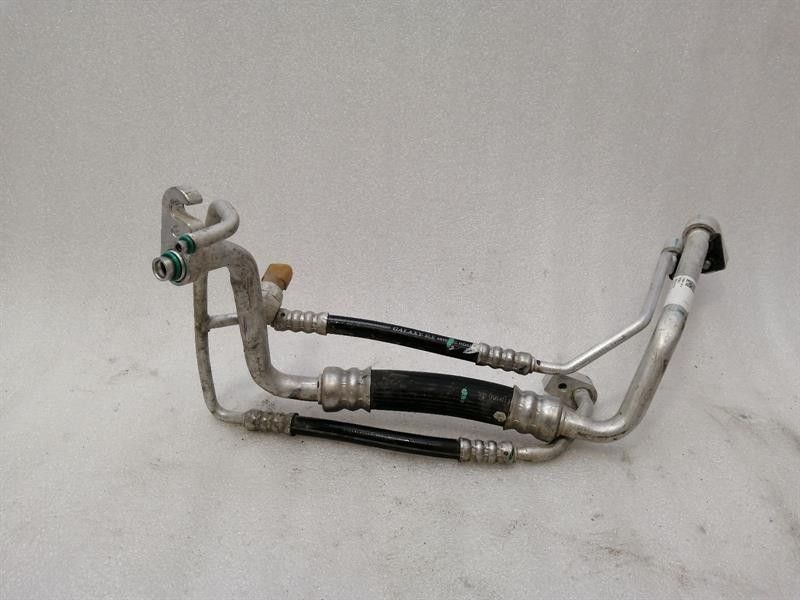 Tesla Model X 75D A/C Pipe 1054664-00-D Air Conditioning Air Conditioning