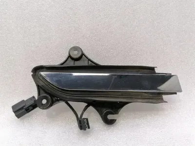 Tesla Model X 75D Rear Right Door Handle 1045158-00-D Rear Right Door Handle