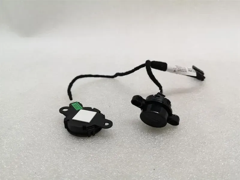 Tesla Model 3 Long Range Tailgate Switch 1501907-00-B Switch Tailgate