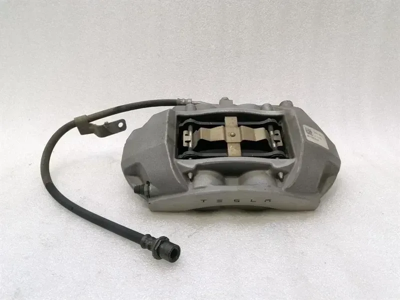 Tesla Model 3 Left Front Caliper 1044621-00-D Brake Caliper Front Left Brembo