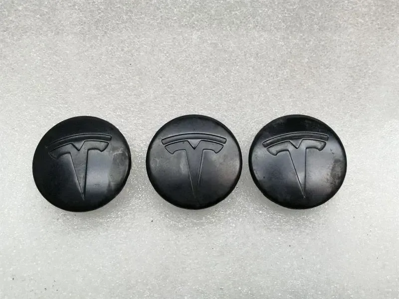 TESLA MODEL 3 STANDARD RANGE ALLOY CENTER CAP