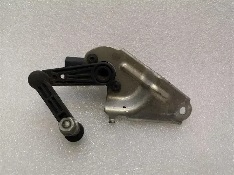 Tesla Model 3 Long Range Front Left Level Sensor 1044941-00-B Front Left