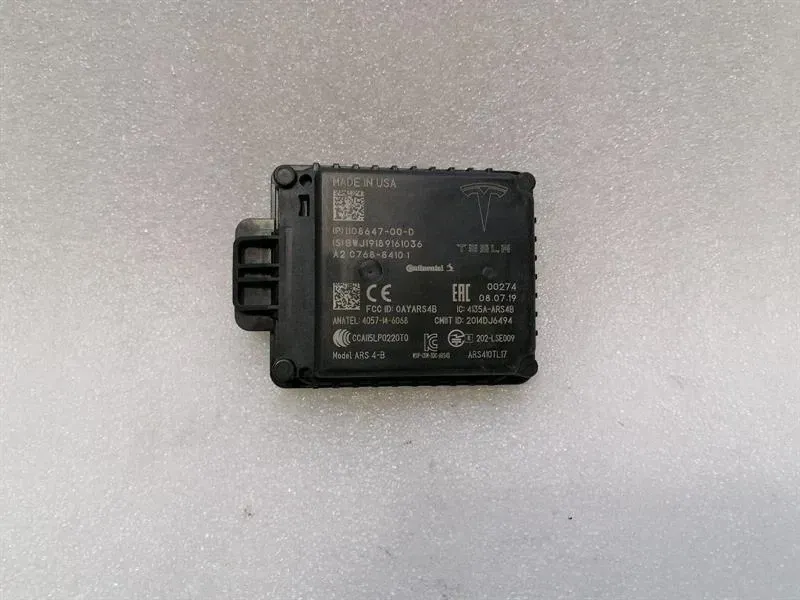Tesla Model 3 Radar Sensor Module 1108647-00-D Control Unit Front RADAR