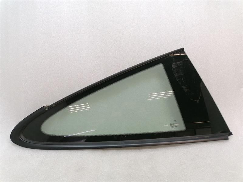 Porsche 911 991 Right Rear Quarter Glass 991543311200 Door Window 1⁄4 Rear Right
