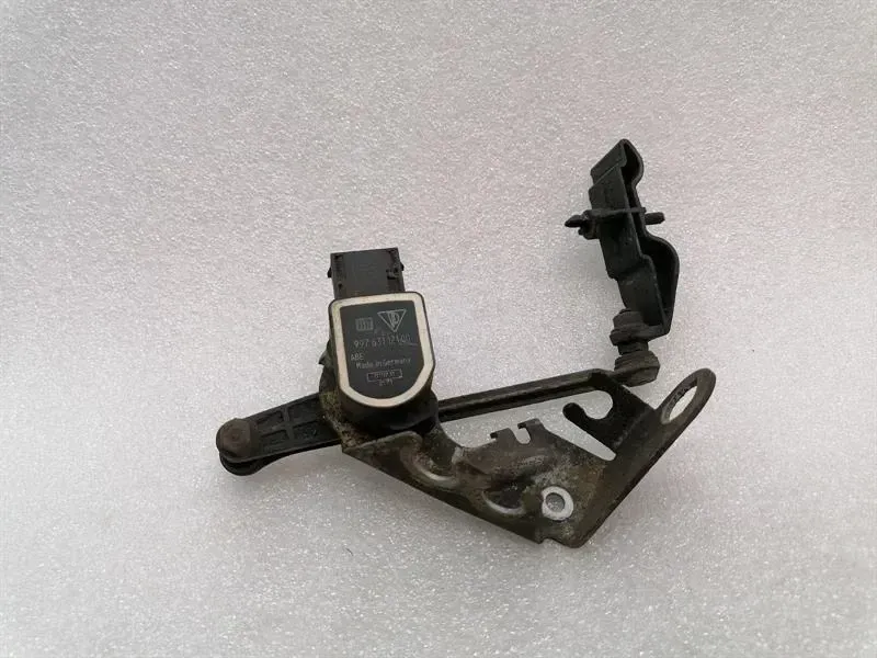 Porsche 911 997 Level Sensor 99763112100 Level Sensor
