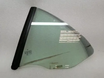 Porsche 911 997 left rear quarter glass 99754311111 door window 1/4 rear left