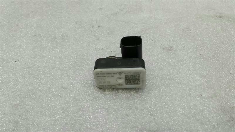 Porsche 911 991 crash impact sensor 99160611100 impact sensor SRS