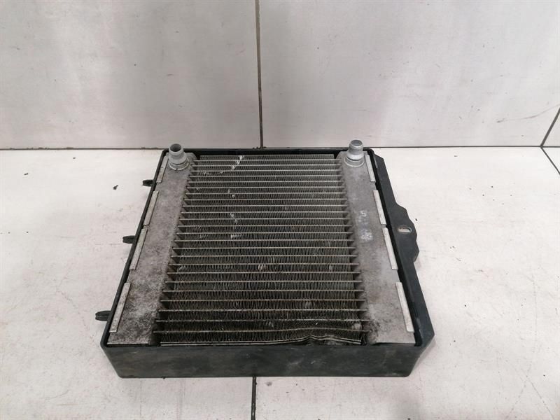 BMW M4 F82 Water Radiator 2284604 Water Cooler