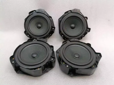 Maserati Ghibli M157 Speaker Set 6700372880 Speaker Set