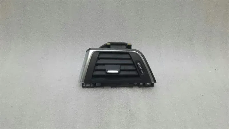 BMW 3 Series F80 F30 Air Vent Right 9346226 Air Vent RHD Right Hand Drive