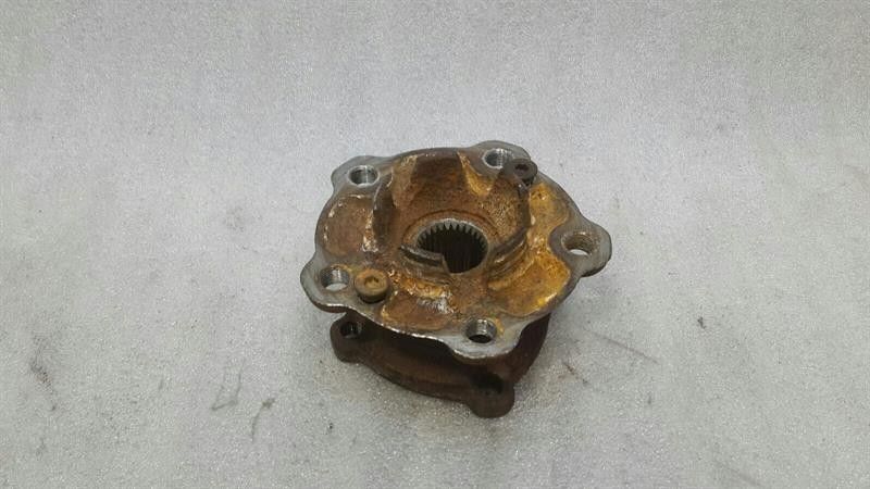 BMW 3 Series F80 M3 F87 M2 F82 M4 RLH Hub 2283220 Wheel Bearing Housing Rear Left