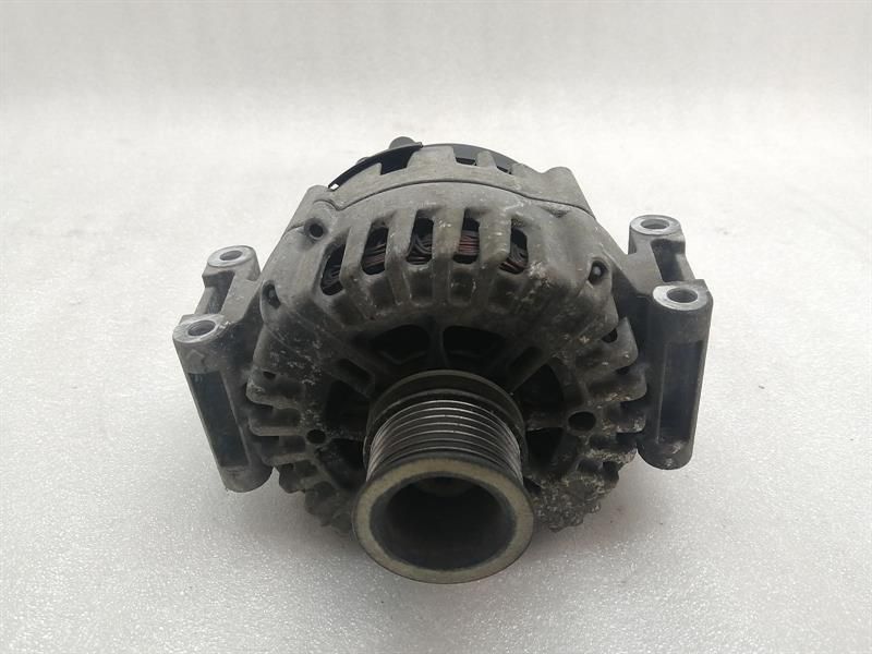 Mercedes E Class W207 Alternator A0009067500 Alternator