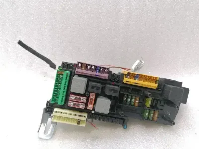 Mercedes E Class W207 Fuse Box A2129000004 Fuse Box SAM