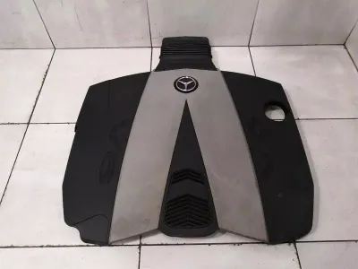 Mercedes E Class W207 Engine Cover A6420105867 Engine Cover OM642