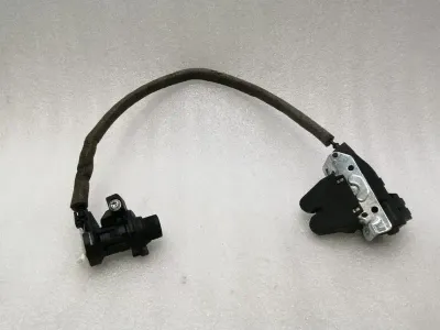 Mercedes E Class W207 Boot Lock A2047500185 Tailgate Lock