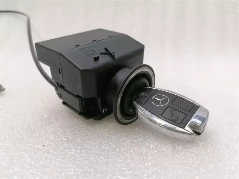 Mercedes CLS W219 Ignition Switch + Key A2115452308 EZS Control Unit Key