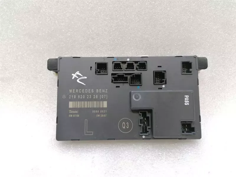 Mercedes CLS W219 FLH door module A2198202326 front left door control unit