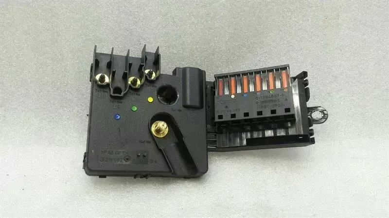 Mercedes CLS W219 W211 Fuse Box A2119820402 Fuse Box
