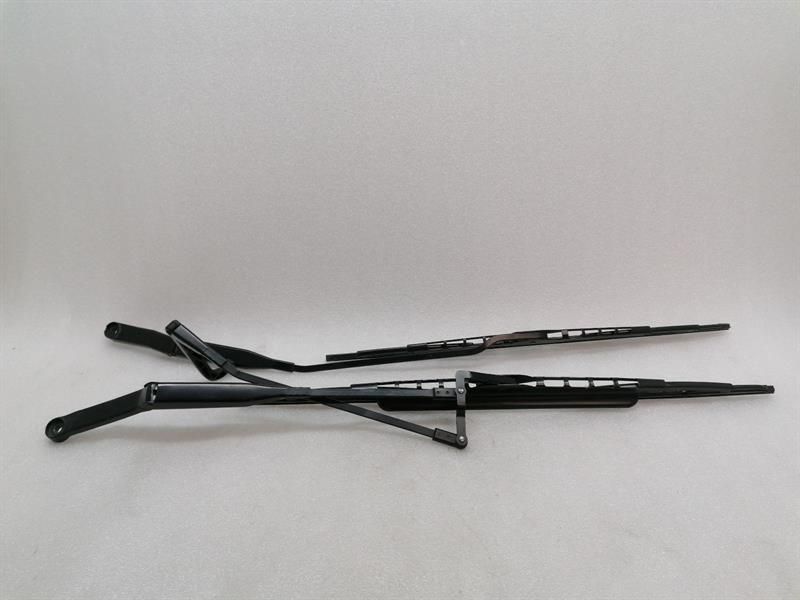 Ferrari 360 F131 Wiper Arm Set Of 2 65849400 Right Hand Handlebar RHD