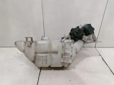 Porsche 911 997 expansion tank 99610605704 expansion tank cooling water