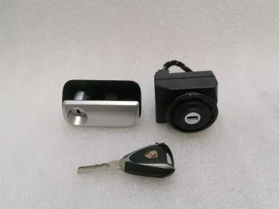 Porsche 911 997 electronic module 99761815902 control unit EZS KEY MODULE