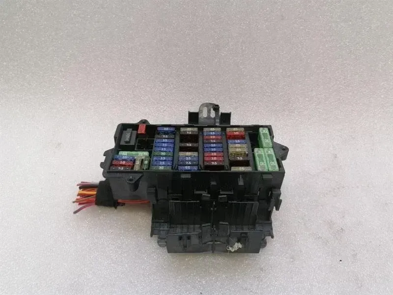 Porsche 911 997 Fuse Box 99761034000 Fuse Box