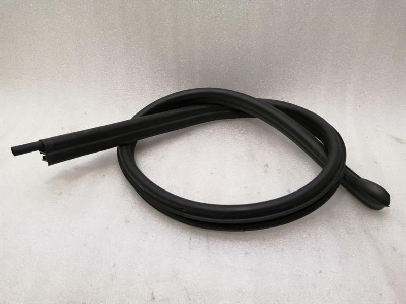 Porsche 911 991 right door seal 99153707605 door seals right