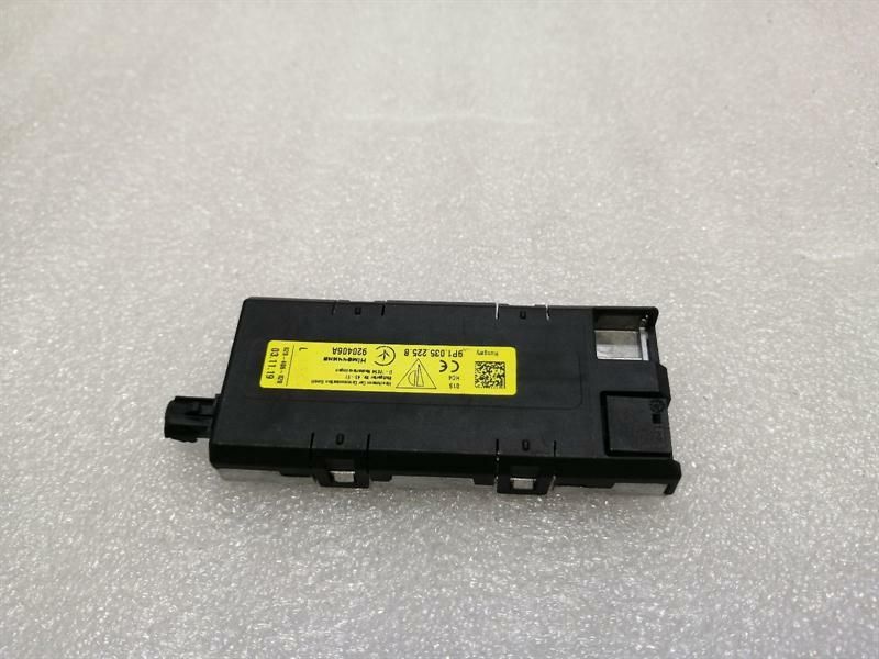 Porsche 911 991 Aerial / Antenna Booster 9P1035225B Antenna