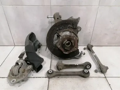 Porsche 911 991 Left Rear Hub SET 99133111104 Wheel Bearing Housing Rear Left